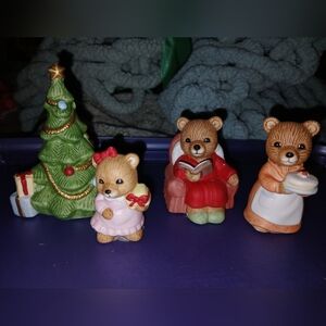 Vintage Homco #5302 Bear Family Christmas Morning 70s